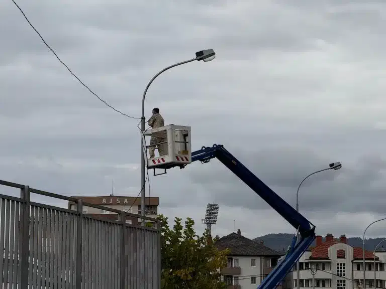 KONAČNO: Stigla rasveta za ulicu pored Medicinske škole