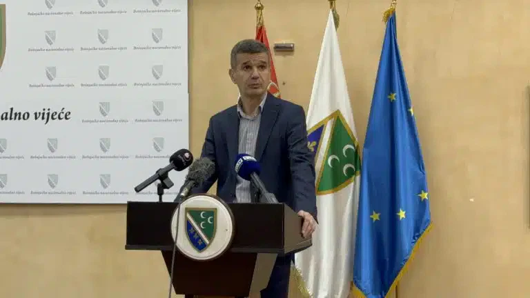 Slatina: Ministarstvo za ljudska prava i sekretar SPP-a Rejhan Kurtović opstruiraju rad BNV-a (VIDEO)