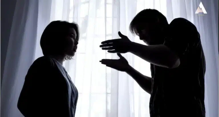 ANKETA: Brakovi prolaze kroz velike krize pre razvoda- kako to izgleda u Novom Pazaru? (VIDEO)