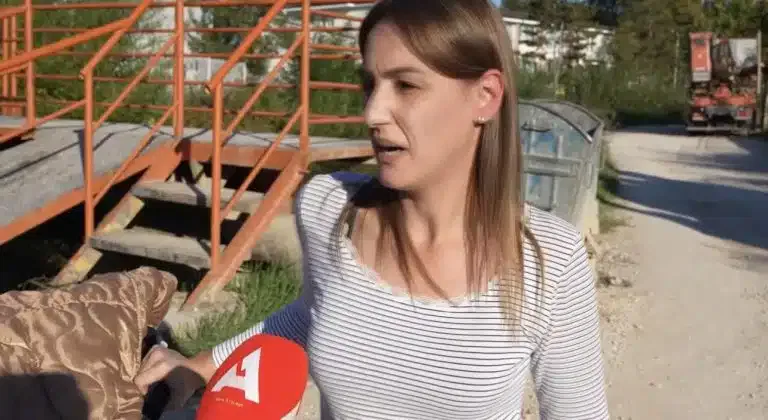 Prijavi problem: Na mostu koji vodi ka Osnovnoj školi „Ćamil Sijarić“ uočen je ozbiljan problem (VIDEO)