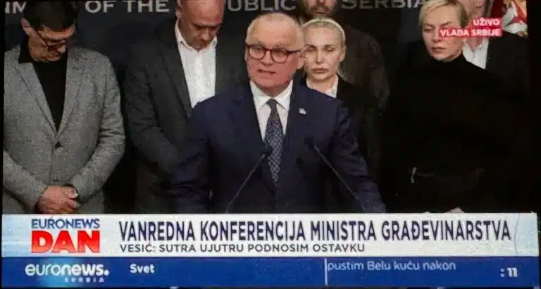 Vesić sutra podnosi ostavku