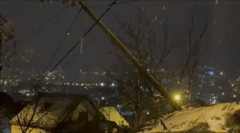 Meštani Podbijelja u Novom Pazaru tri noći bez struje (VIDEO)