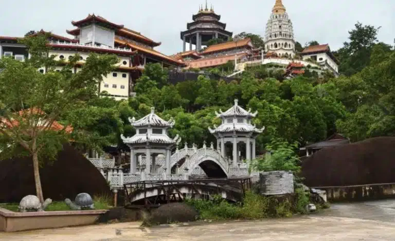 Penang: Malezijski raj za turiste i investitore (FOTO)