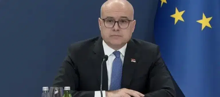 Premijer Vučević pozvao profesore, dekane i studente na razgovor o ključnim temama