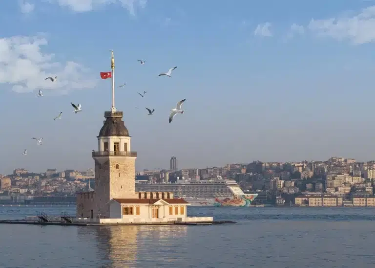 Turska oborila rekorde u turizmu: Više od 62 miliona posetilaca i prihod od 61,1 milijardu dolara u 2024.