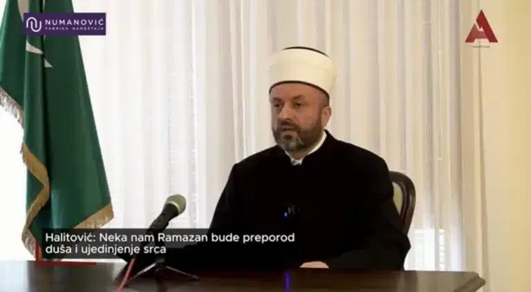 Reisu-l-ulema Halitović: Neka nam Ramazan bude preporod duša i ujedinjenje srca (VIDEO)