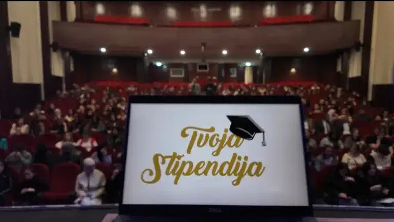 Nova generacija Svetionikovih stipendista potpisala ugovore