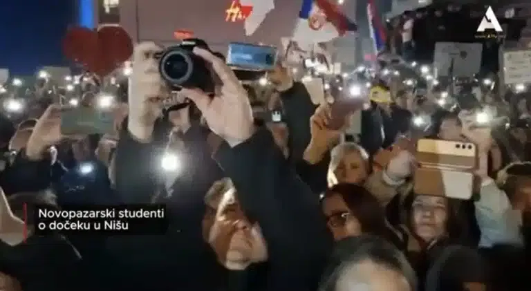 Novopazarski studenti o dočeku u Nišu (VIDEO)