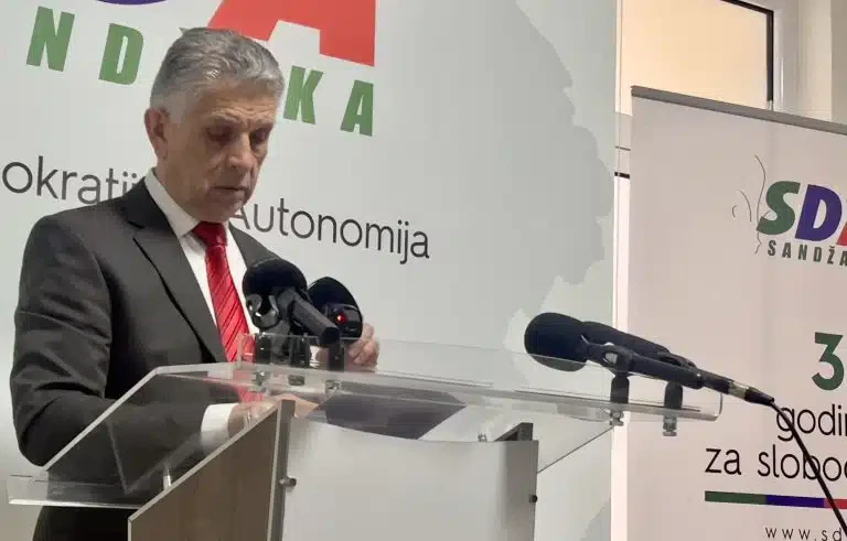 Ugljanin: “Ne skrećite pažnju sa glavnog zla, a glavno zlo je režim” (VIDEO)