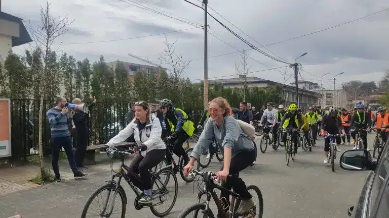 Biciklisti krenuli ka Kraljevu (VIDEO)