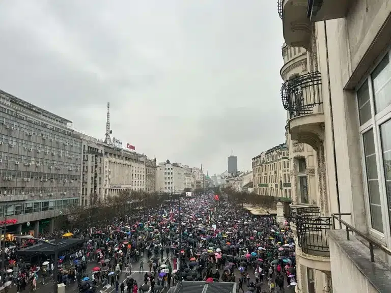 Studenti objavili da traže vanredne parlamentarne izbore