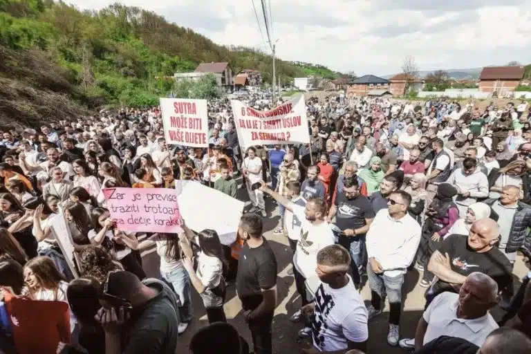 Treći protest meštana naselja Mur zakazan za petak – blokada magistralnog puta od 14 do 16 časova