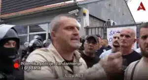 Polemika policije, žandarmerije i građana (VIDEO)