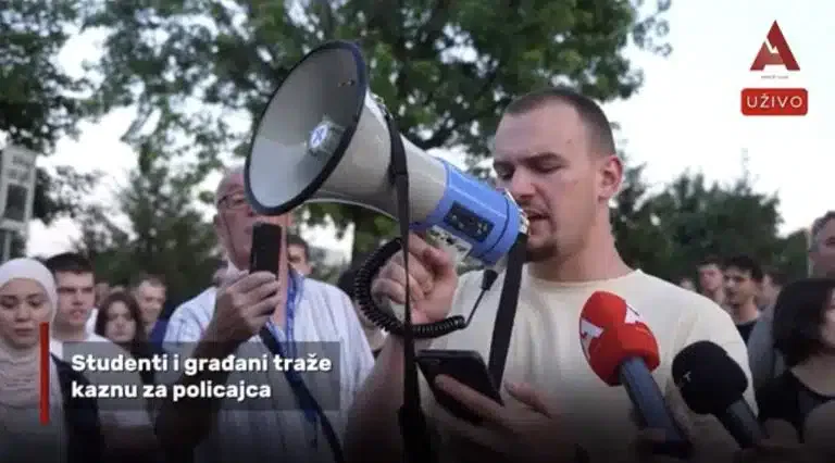 Studenti i građani traže kaznu za policajca (VIDEO)