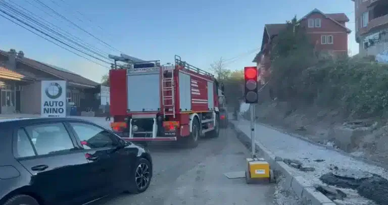 Policija i vatrogasna krenuli ka Golom Brdu (VIDEO)