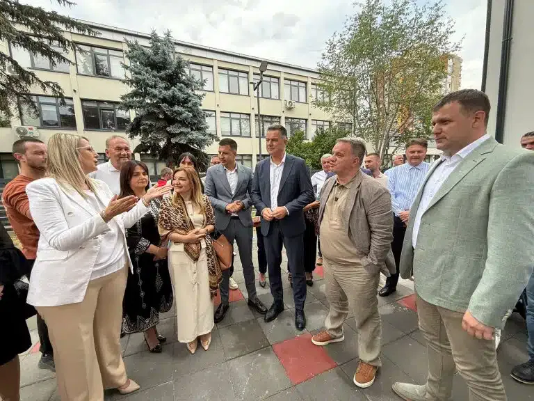 A1 došao nepozvan: Otvaranje vrtića bez mesta za slobodne medije