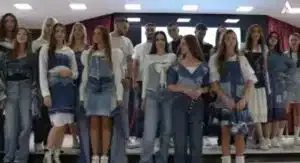 Umesto na deponiji, stari džins završio na modnoj reviji (VIDEO)