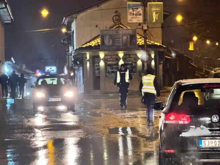 Uhapšen muškarac koji je večeras obio srebraru u centru Novog Pazara