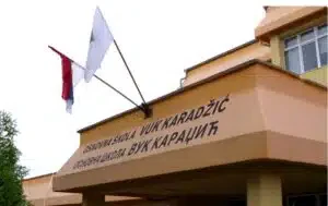 Advokat oca osumnjičenog za napad: Porodica tvrdi da je incident posledica dugotrajnog nasilja nad detetom