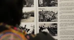 Otvorena izložba fotografija „Pričaj nam o Pazaru, majko“ autora Albina Škrijelja (VIDEO)