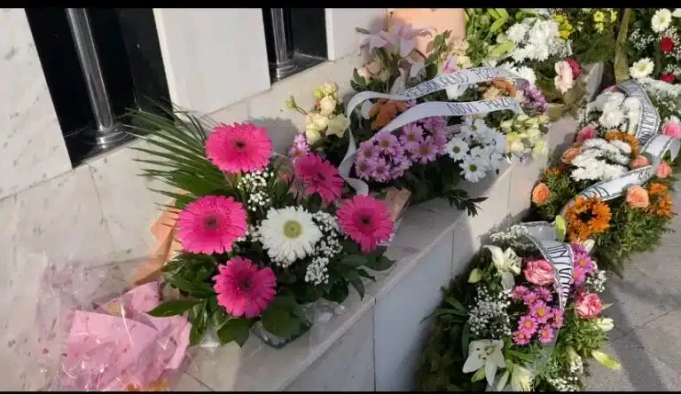 Predstavnici opštine odali počast žrtvama zločina u Štrpcima (VIDEO)