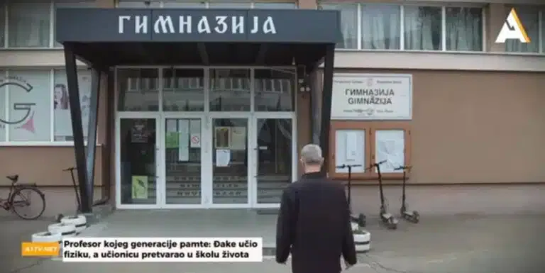 Profesor koga generacije pamte: Đake učio fiziku, a učionicu pretvarao u školu života (VIDEO)