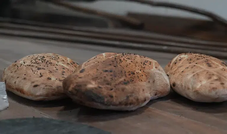 Više od hrane: Ramazanska pitica miriše Novim Pazarom (VIDEO)