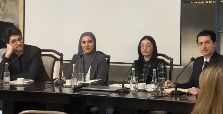 Sandžak u fokusu dijaloga o miru: Glas mladih i žena sve snažniji u borbi za ravnopravnost (VIDEO)