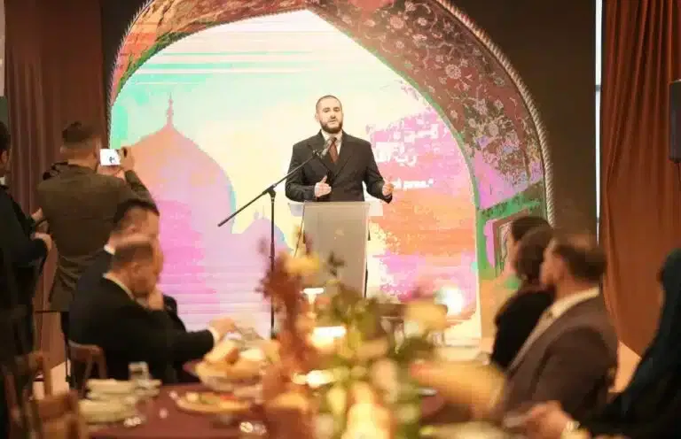 Sa „Iftara mira“ u Novom Pazaru poručeno: Zajedništvo i stabilnost ključni za Balkan (VIDEO)