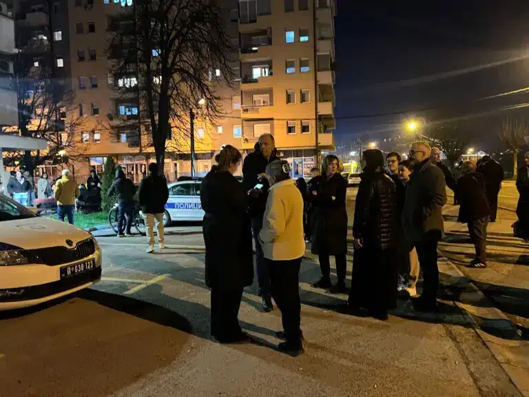 Amidža privedenog studenta: „Ne znamo zbog čega su ga priveli, protestovao je kao svaki student” (VIDEO)