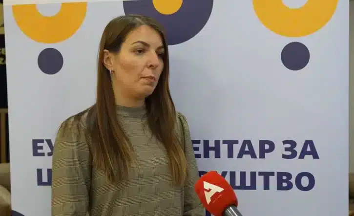 Džulović: „Građani više veruju neformalnim grupama nego političkim partijama” (VIDEO)