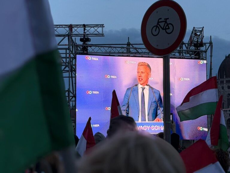 Opozicija Tisa prema preliminarnim rezultatima pobedila na izborima u Mađarskoj, Orbán priznao poraz