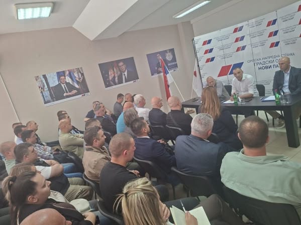 Nikola Jolović razrešen, Uroš Petrović imenovan za poverenika Gradskog odbora SNS-a u Novom Pazaru