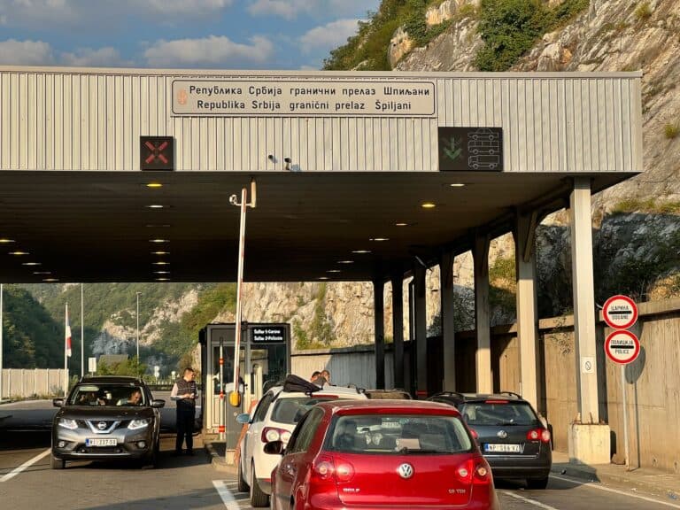 Crnogorskim državljanima zabranjen ulazak u Srbiju preko Špiljana, nezvanično saznaje A1