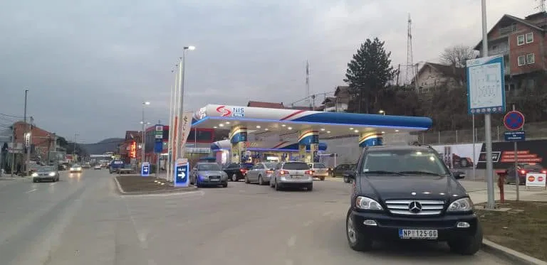 Država slagala, akcize na gorivo nisu smanjene, Vlada i ministarstvo ćute