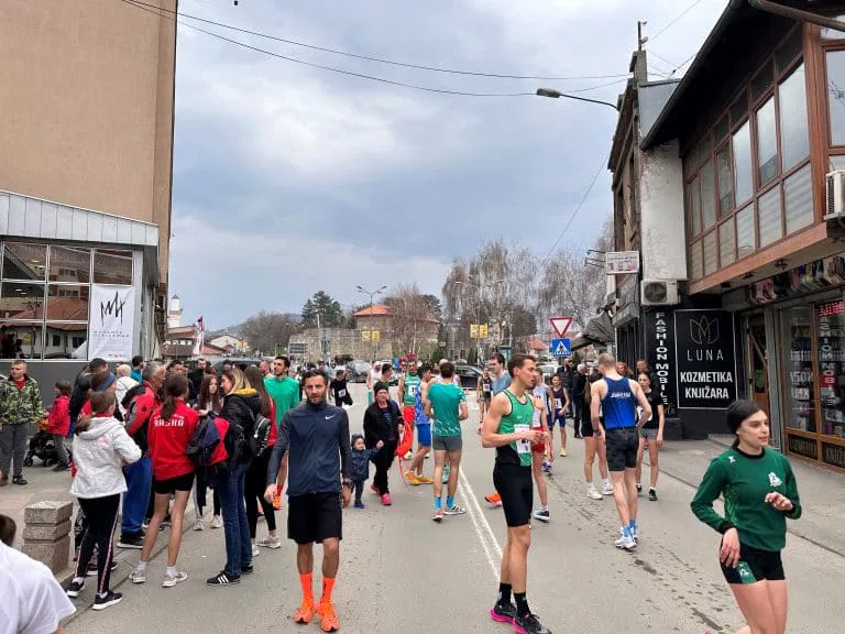 Veliki broj učesnika na Ramazanskoj trci