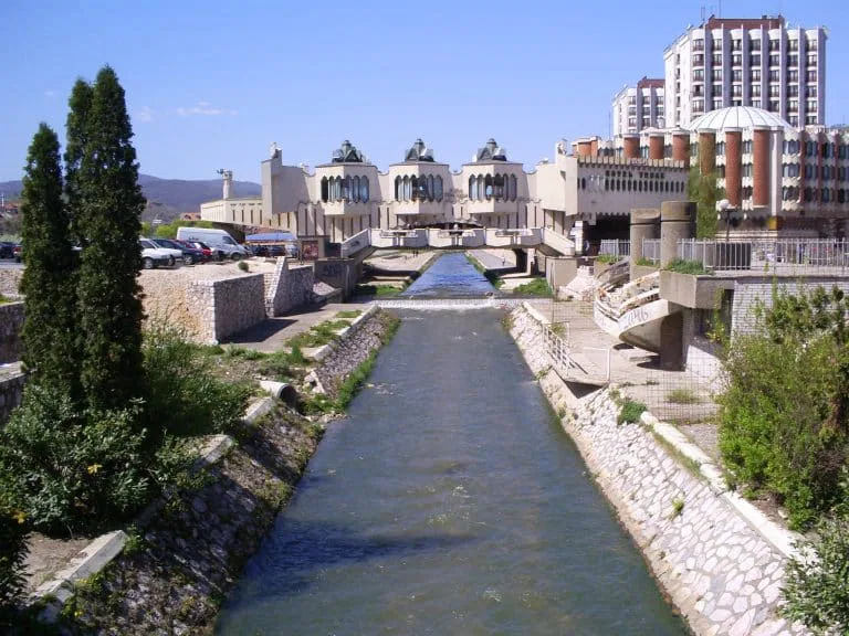 Na svadbe više ne možete ići sa 20 evra (VIDEO)