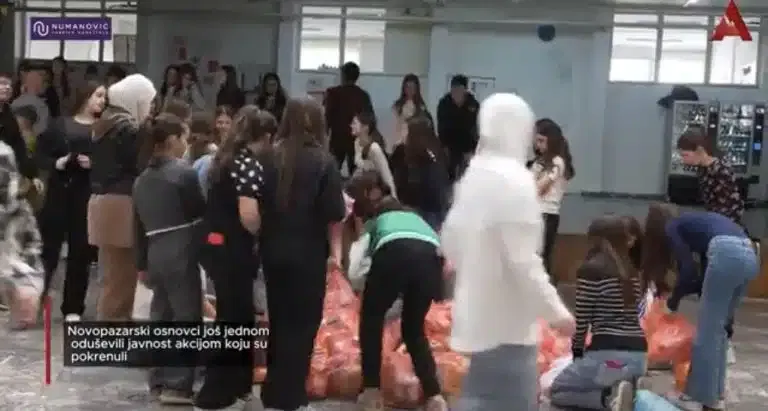 Novopazarski osnovci još jednom oduševili javnost akcijom koju su pokrenuli (VIDEO)